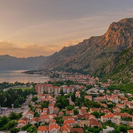 Paradise Bay Apartments Kotor Exterior foto