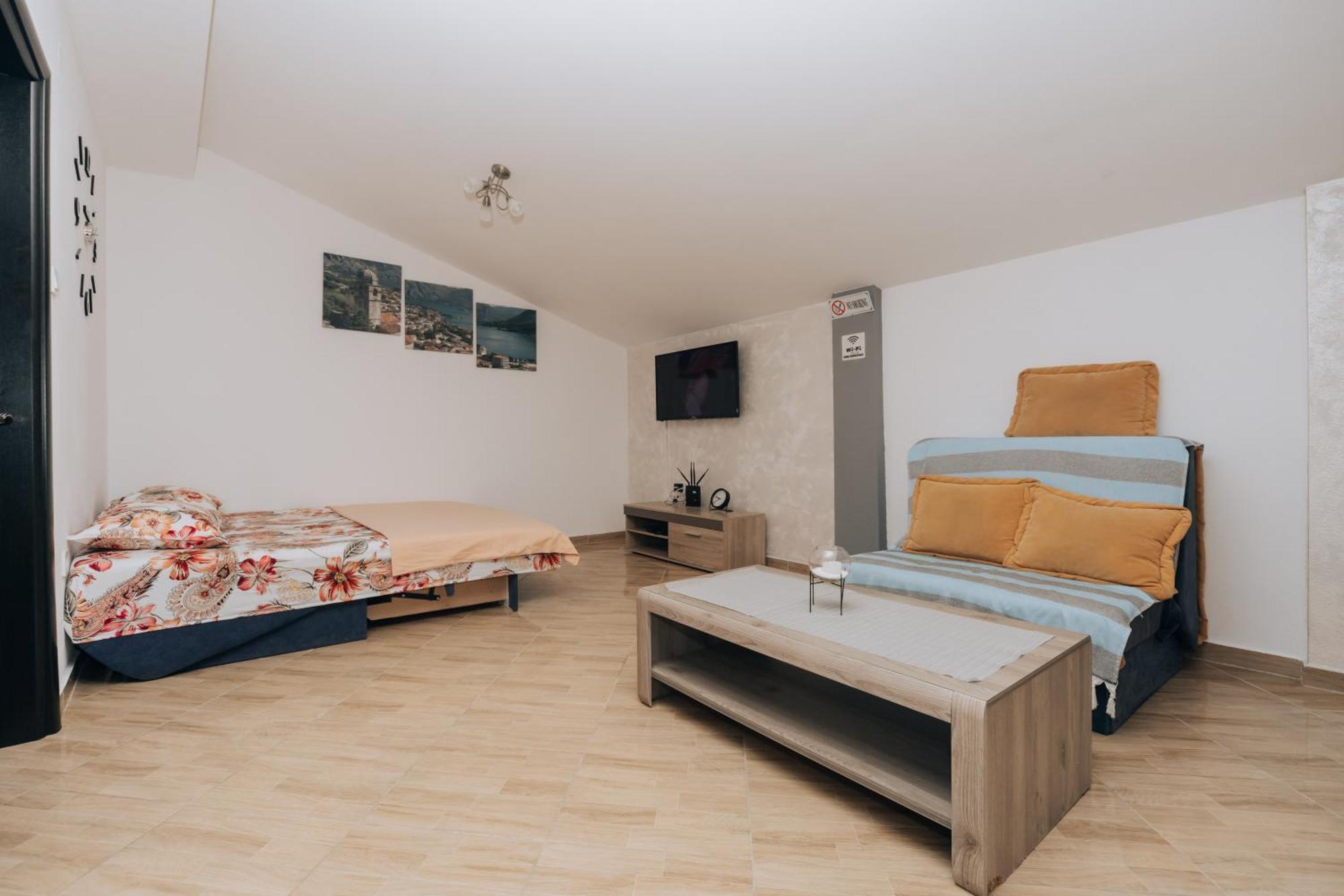 Paradise Bay Apartments Kotor Exterior foto