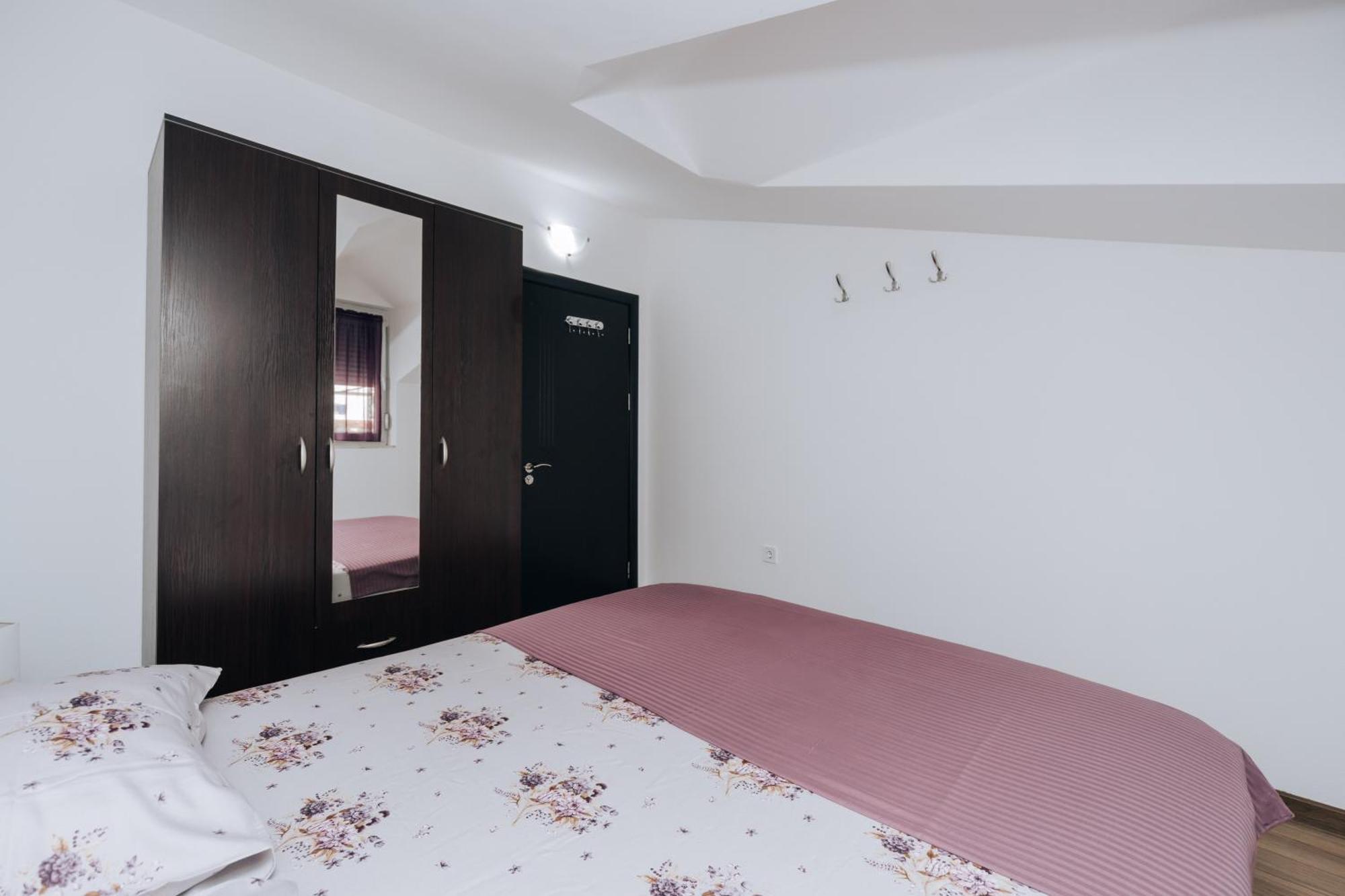 Paradise Bay Apartments Kotor Exterior foto