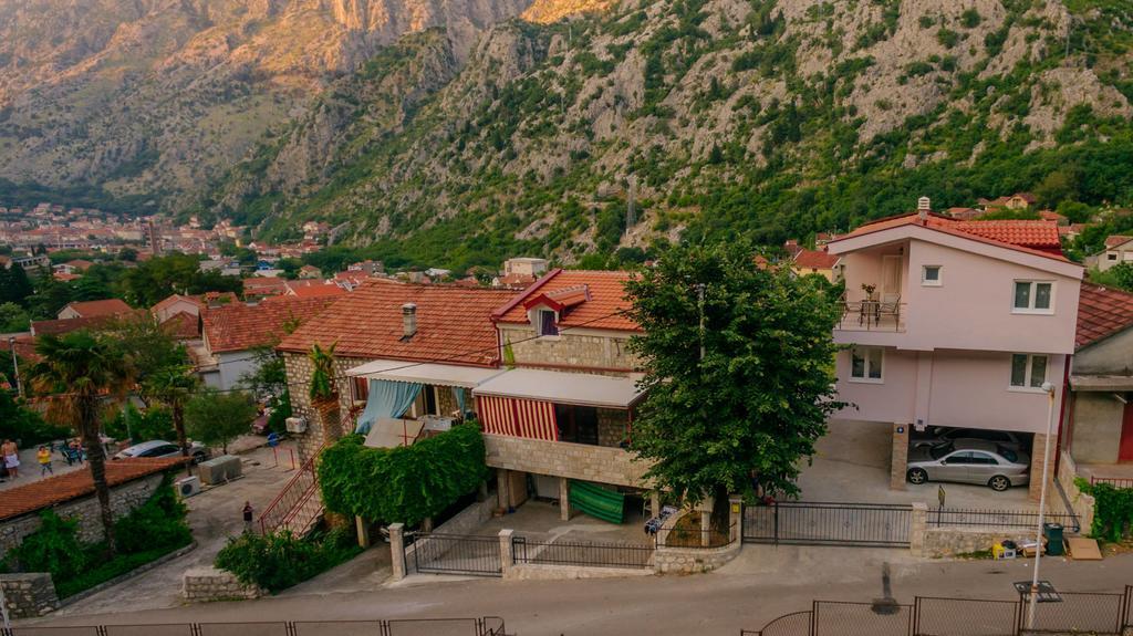 Paradise Bay Apartments Kotor Exterior foto